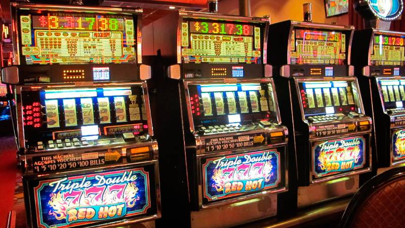 Khái niệm Slot machine là gì